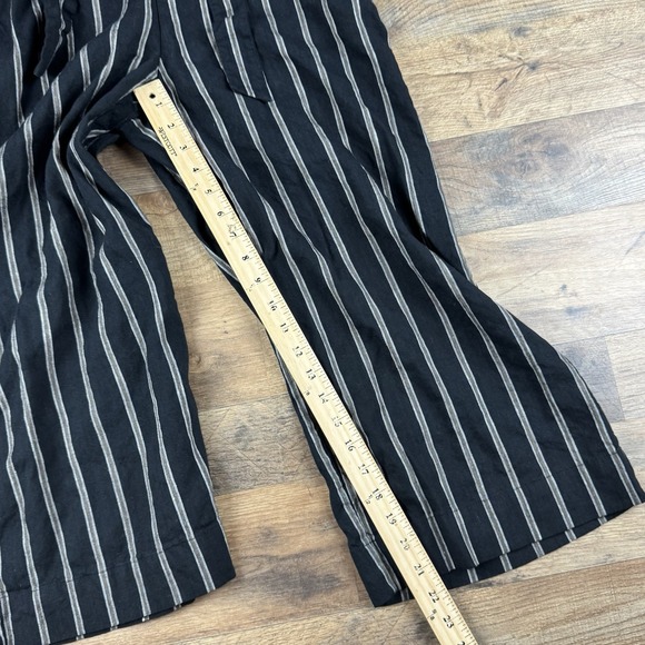 J. JILL Stretch Linen,  Black/Multi Stripe, Belted Pants. Size: Petite Medium - Picture 8 of 10